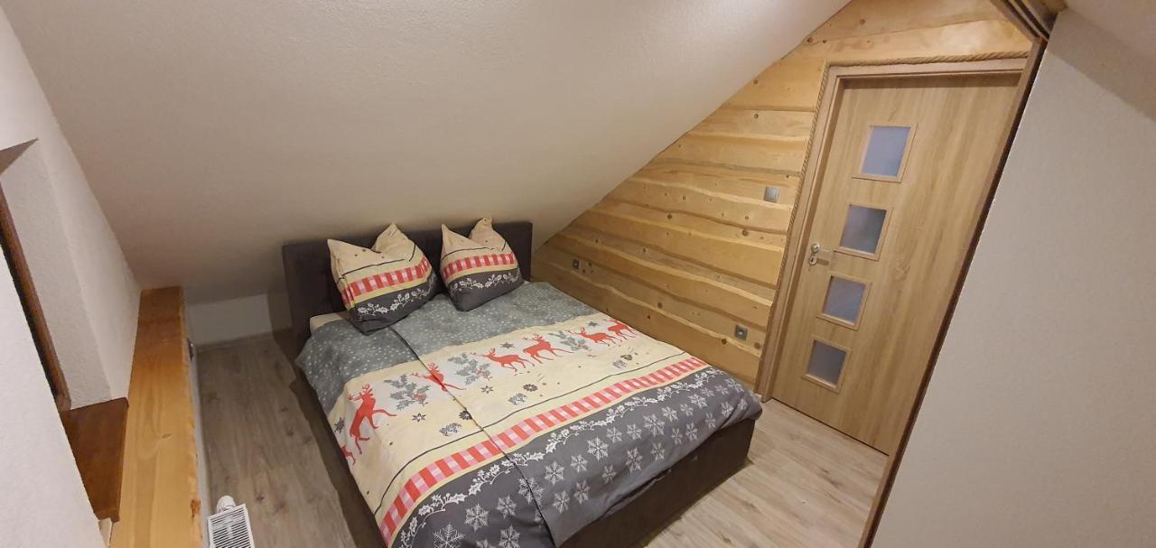 Apartmany Scarlett Myto pod Dumbierom Exterior photo